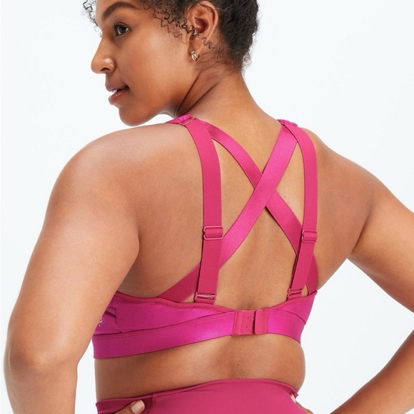 Fabletics Belle Iridescent High Impact Sports Bra - Picture 2 of 10